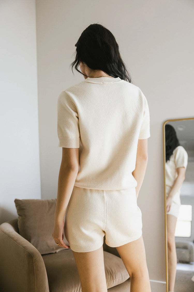 Ribbed hem an cuff sleeves sweater in cream 