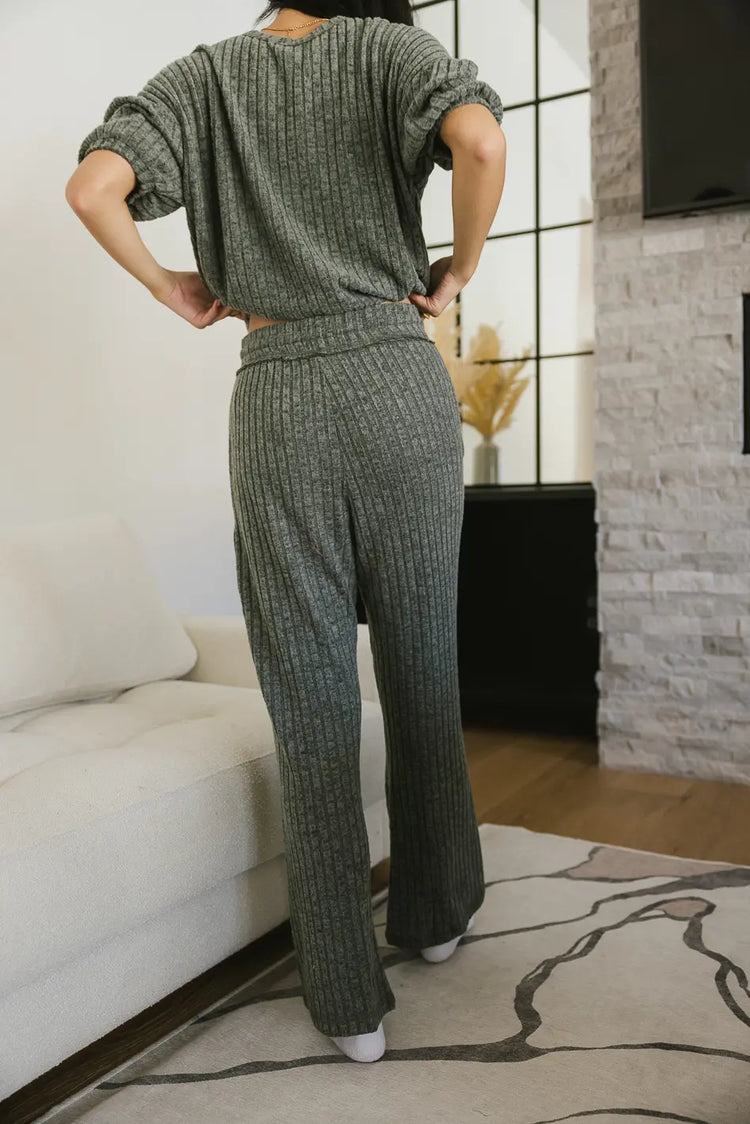 Knit ribbed pants in green 