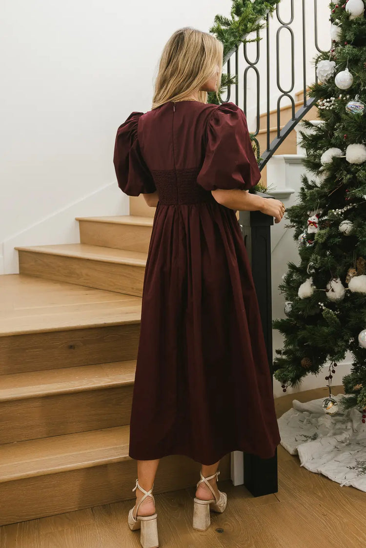 Back zipper closure maxi dress in burgundy 