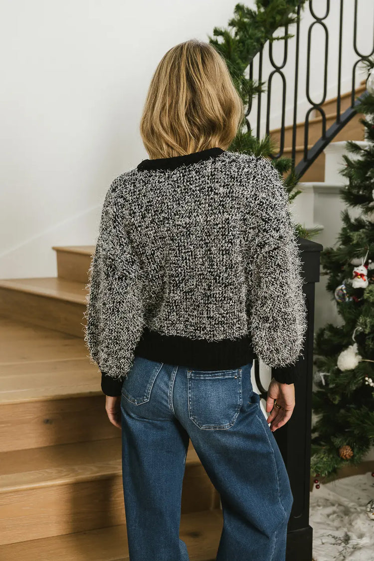 Knit fuzzy sweater in black 