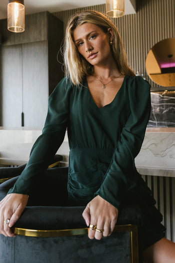 V-Neck mini dress in green 