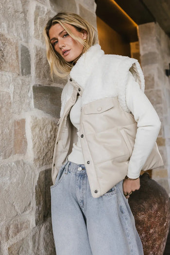 Two hand pocket vegan vest in cream 