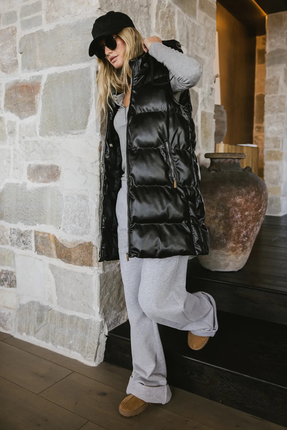 Puffer vest in black 