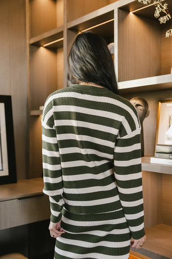 Long sleeves sweater in green 