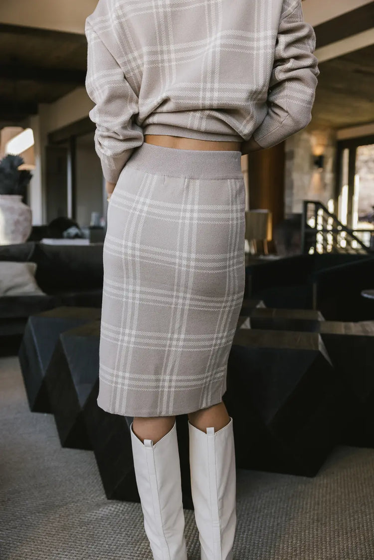 Plaid skirt in taupe 
