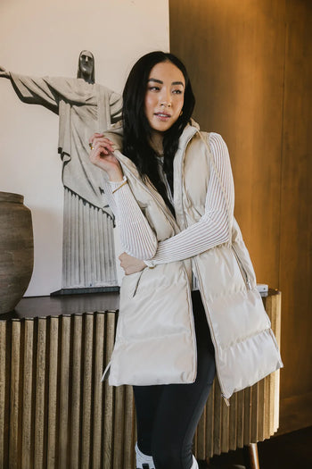 Front zipper puffer vest in cream 