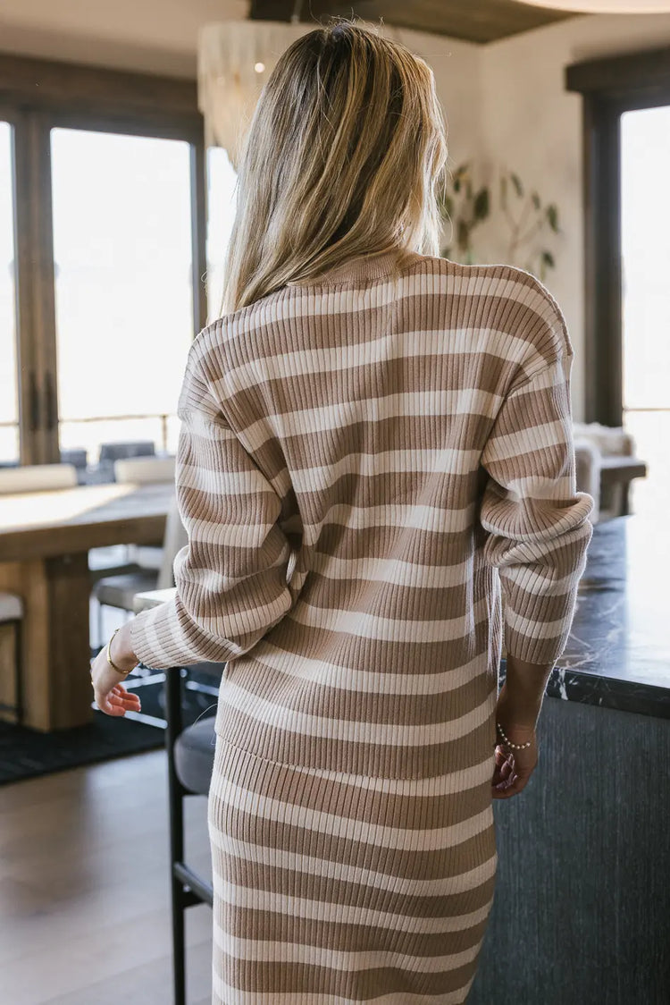 Long sleeves striped sweater in taupe 
