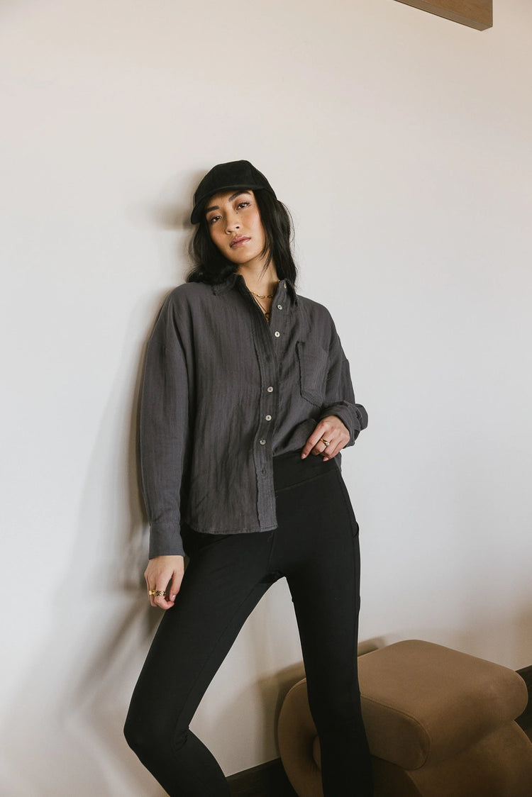 Long sleeves button up in charcoal 