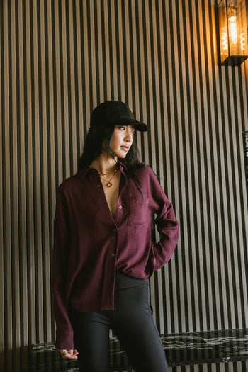 Long sleeves button up in wine 