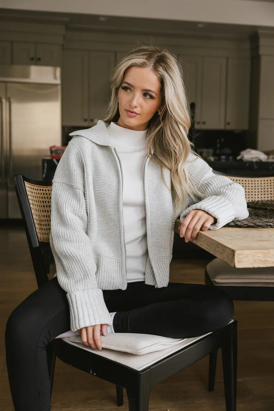 Grey zip online up cardigan