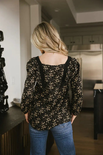 long sleeve black top 
