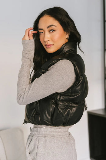 cropped black puffer vest 