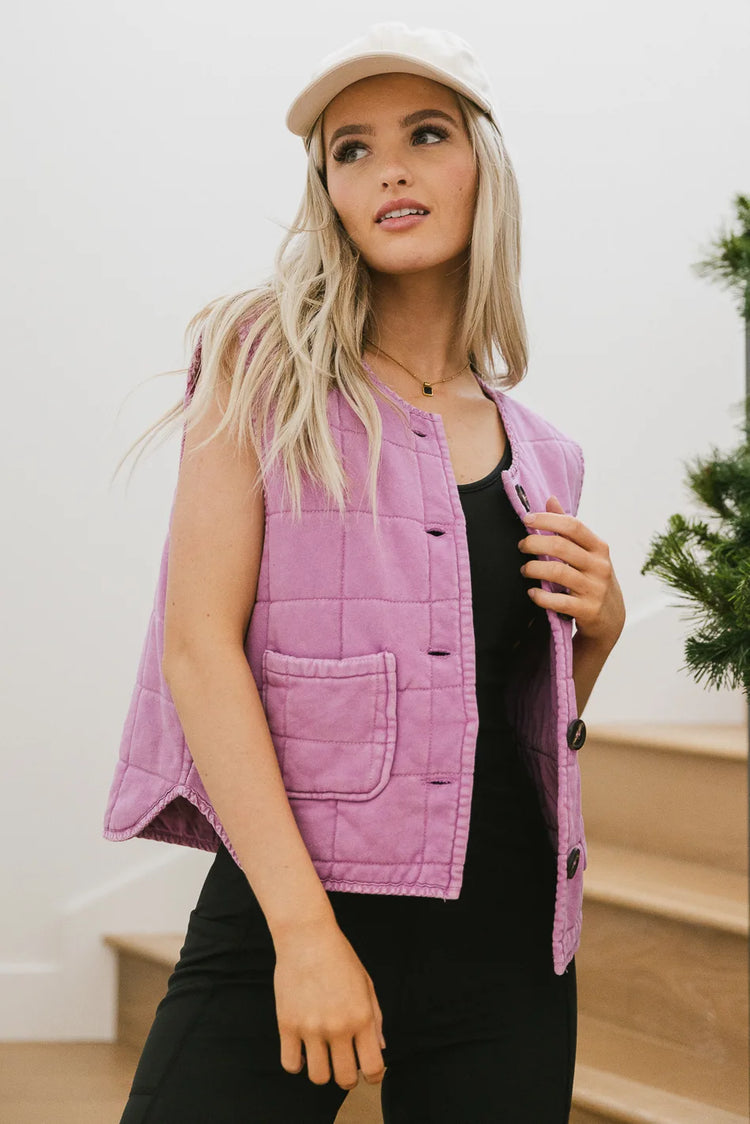 Quilted vest in orchid 