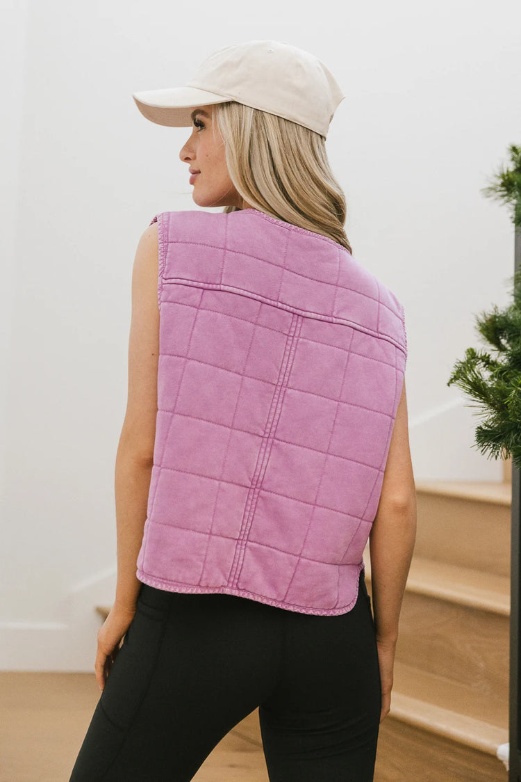 Quilted vest in orchid 