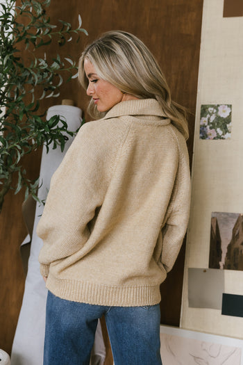 knit sweater with collar