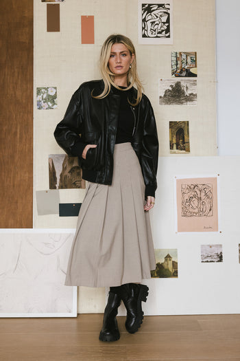 Zip up vegan jacket in black