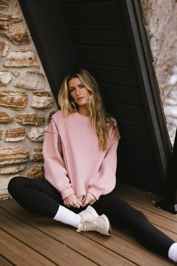 Round neck sweater in pink 