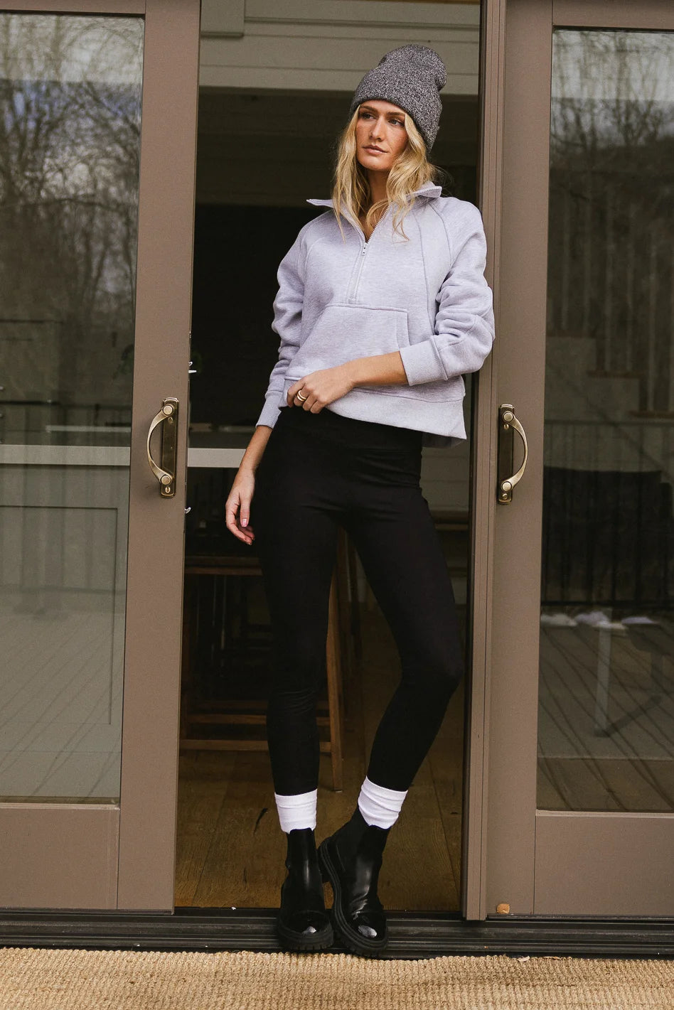 Half zip in grey 