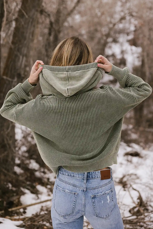 Hooded sweater in sage 