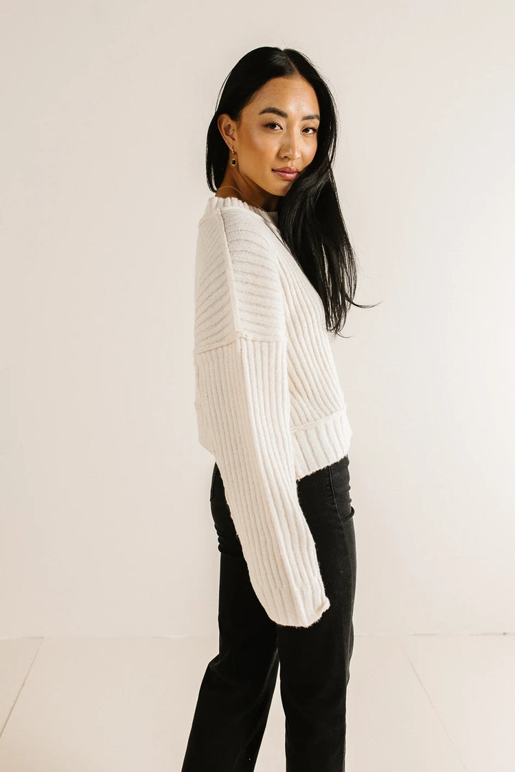 Long sleeves ribbed sweater in cream 