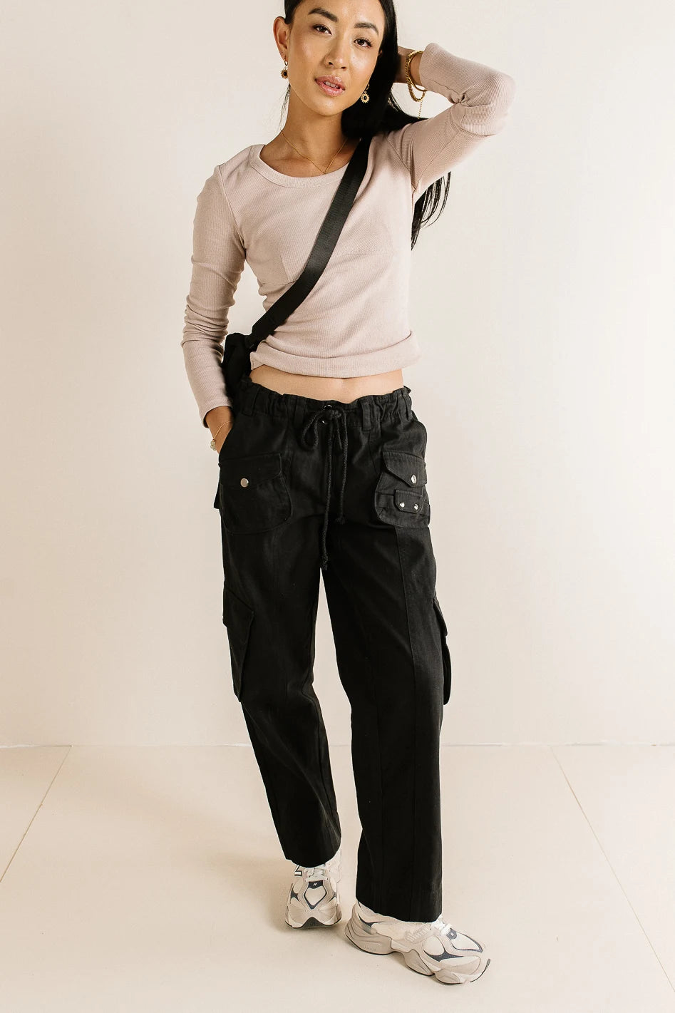 Top in mauve paired with a cargo pants 