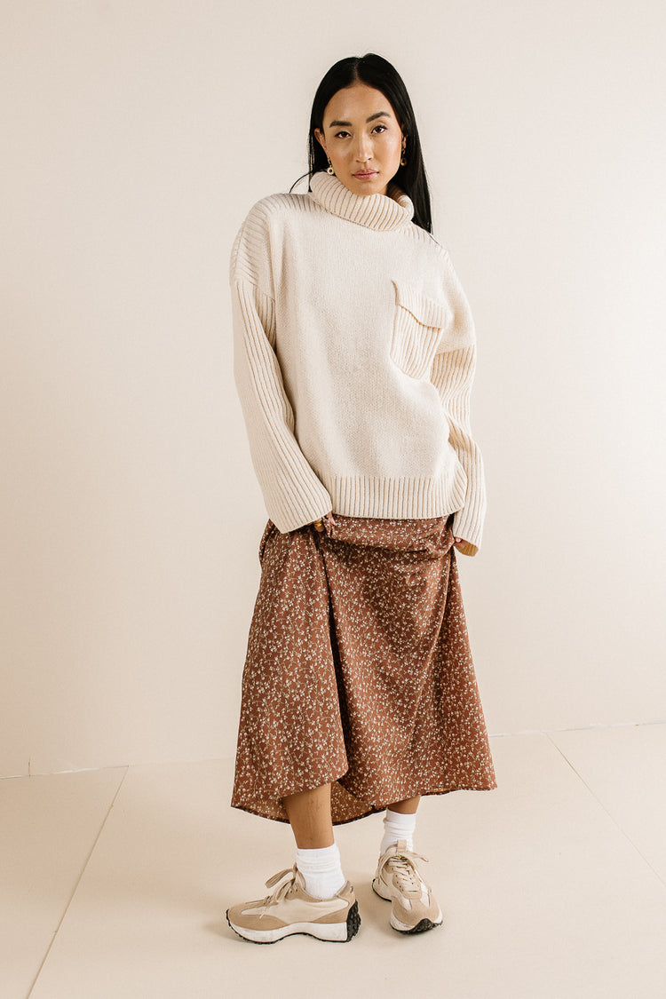 maxi floral print skirt