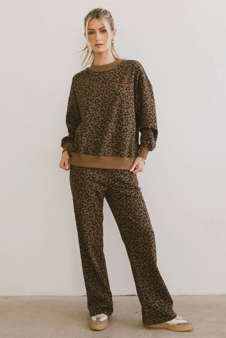 Long sleeves sweatshirt in leopard print 