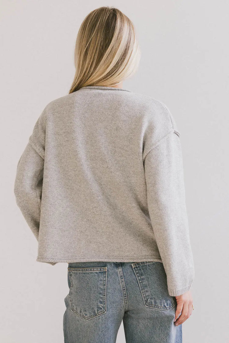 Plain color top in grey 