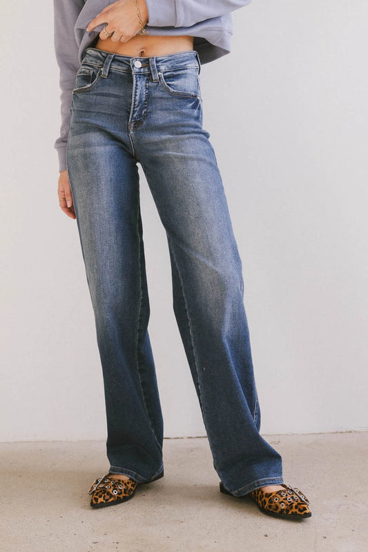 Straight legs denim 