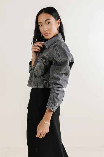 Long sleeves cropped denim jacket in black 