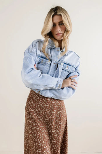 Long sleeves denim jacket 