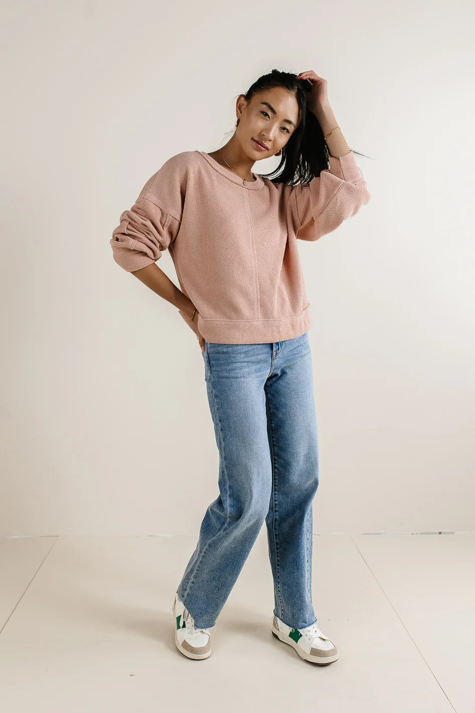 Round neck waffle sweater in blush 