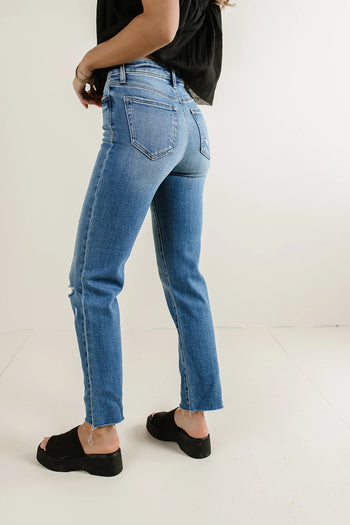Denim jeans in medium wash 