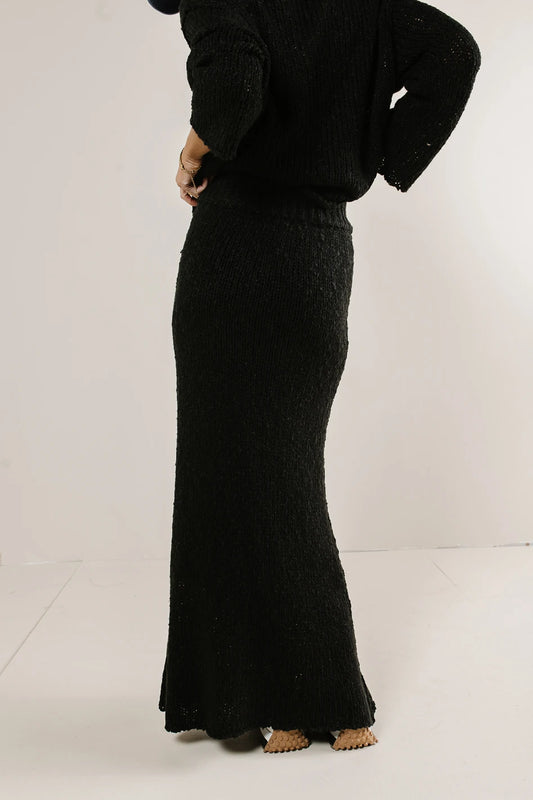 Skirt in black 