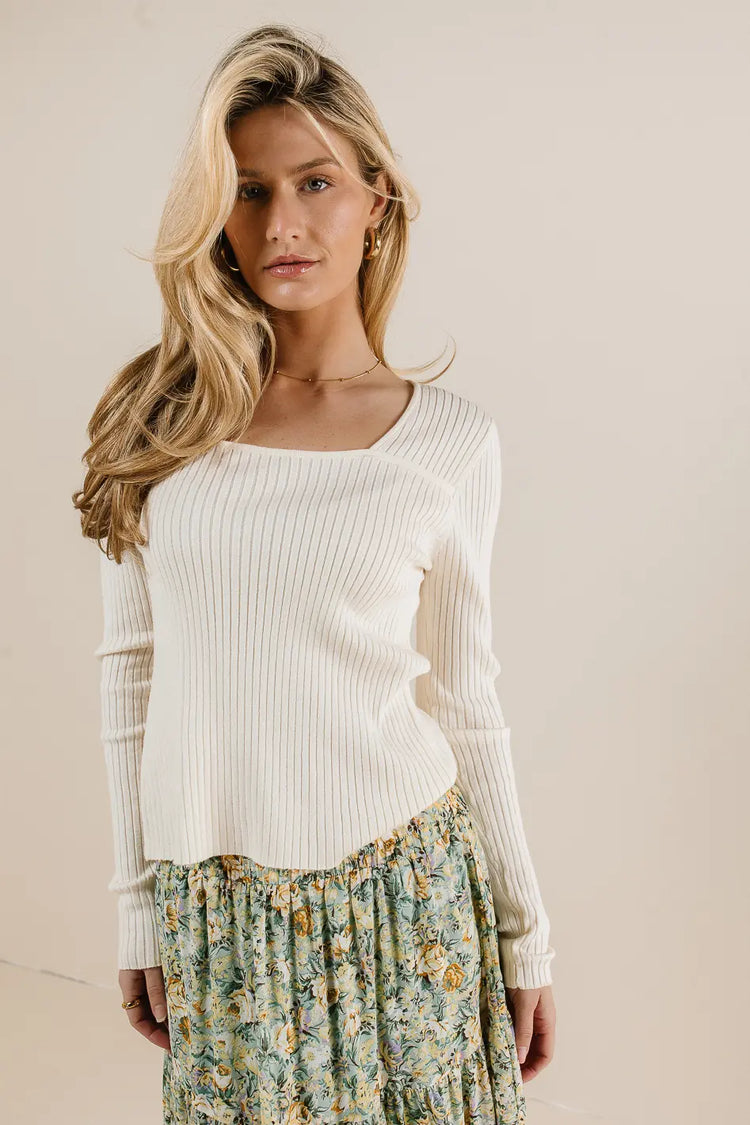 Long sleeves sweater in ivory 