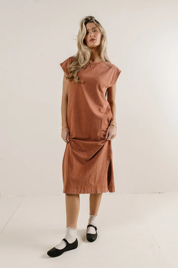 Two hand pockets T-Shirt in clay 