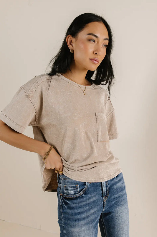 Round neck top in taupe 