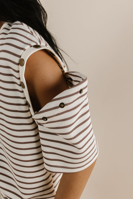 striped top with removable sleeve