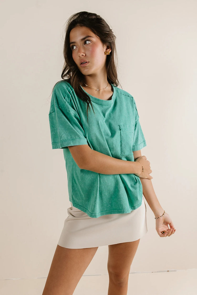One side pocket T-Shirt in green 