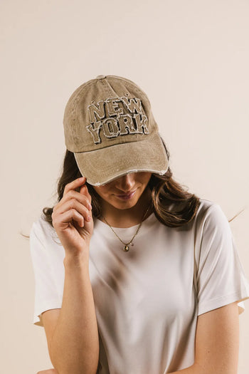 Ripped New York Baseball Call in Khaki
