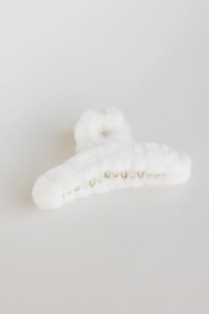 Fuzzy Claw Clip in Cream