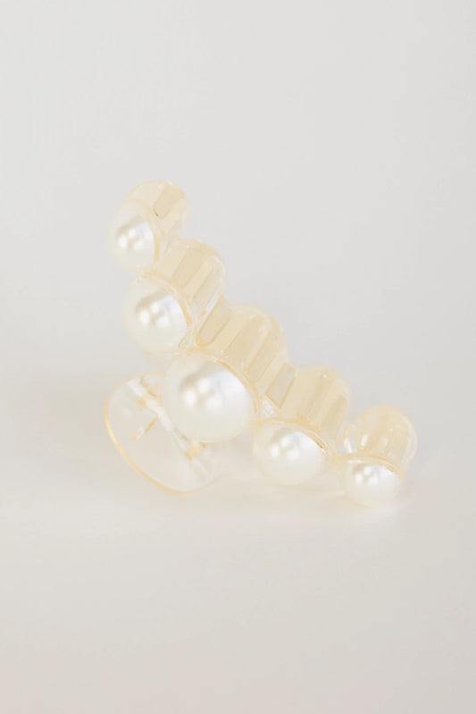 Pearl hair clip 