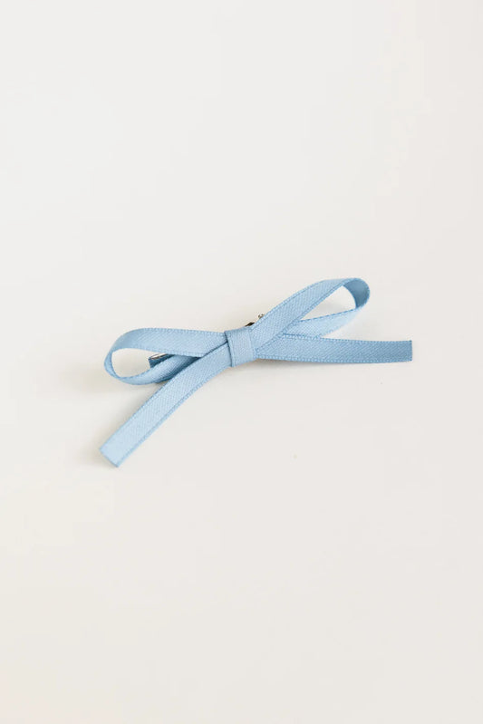 Small bow in blue 