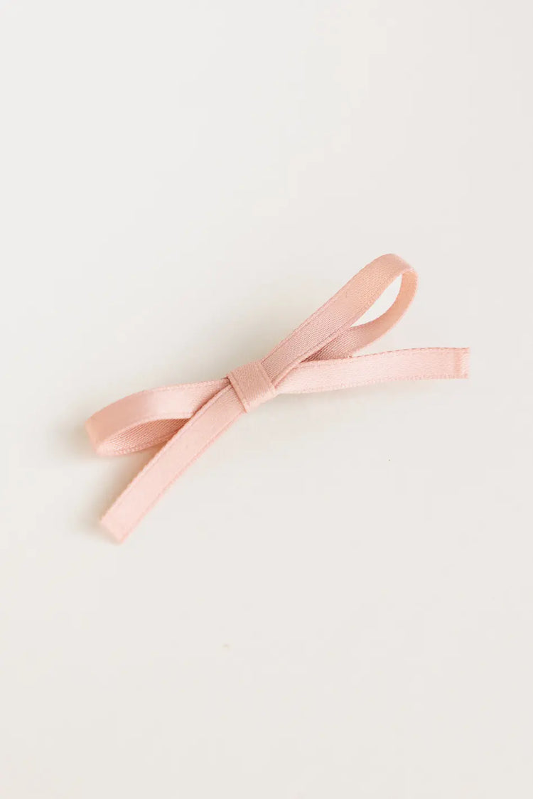 Small pink bow 