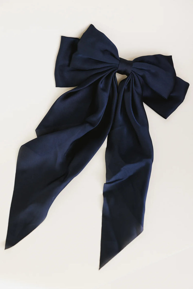 Bow in navy blue 