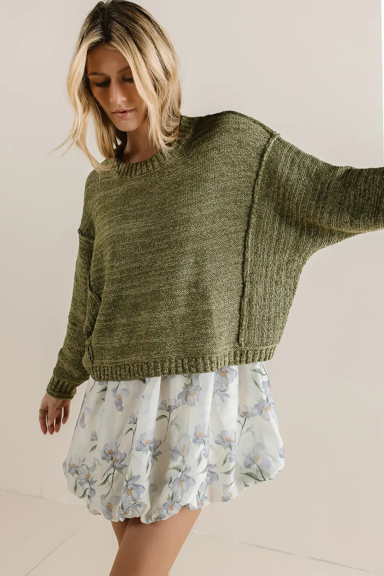 Knit sweater 