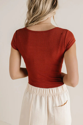 Knit top in rust 