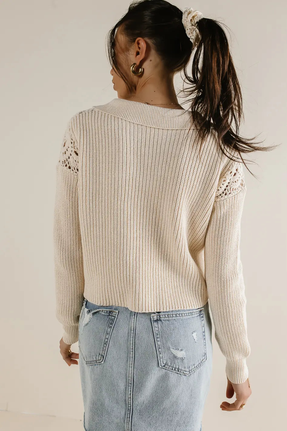 Ribbed sweater in cream 