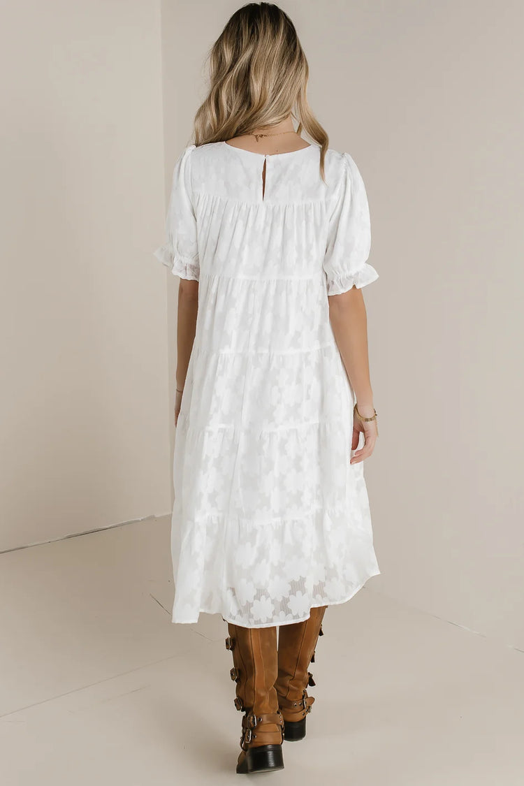 Short sleeves dress in white 