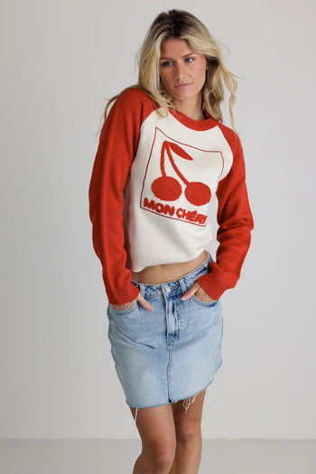 Sweater in red and cream 